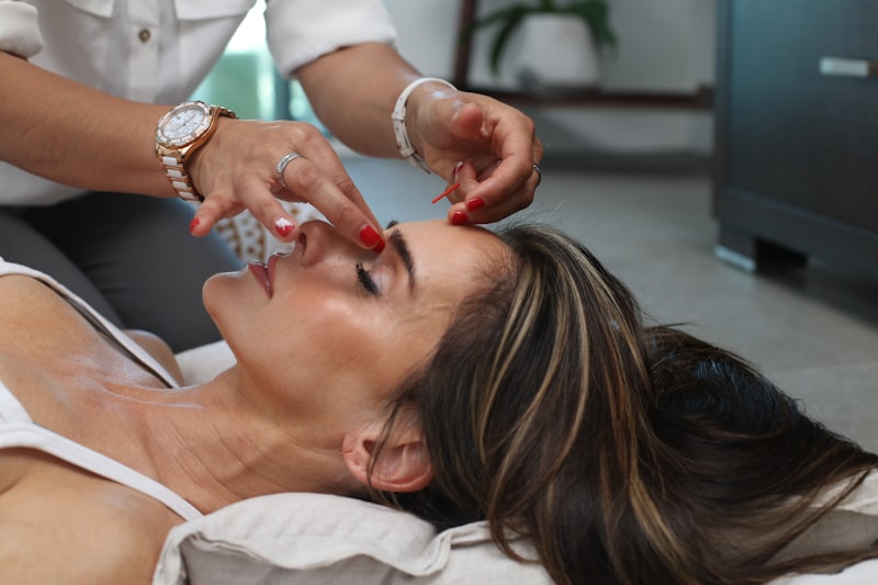 Un trattamento estetico eseguito presso Sharman Beauty Clinic